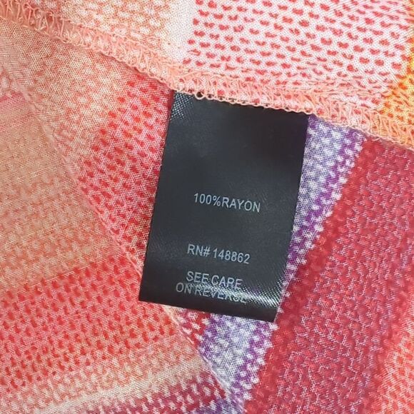 Torrid Women's Top 2X Multicolor Stripes Button Front Short Sleeve Blouse Pink - Picture 7 of 10